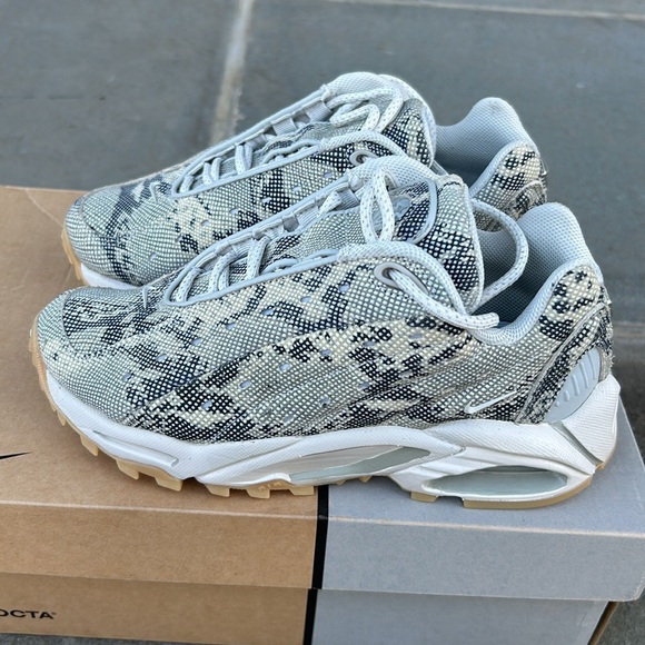 Drake NOCTA Snakeskin - Picture 2 of 11